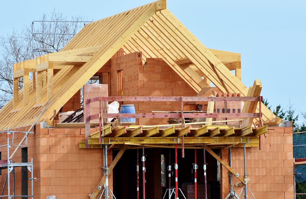 How to secure low construction loan interest: via the forward loan