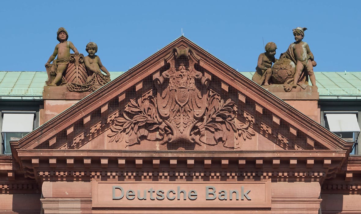 Share in high flight: Deutsche Bank surpasses profit expectations