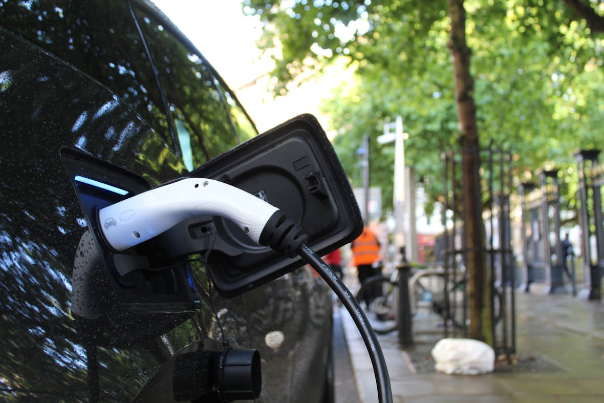 Werden Elektroautos zu großen Verlusten führen – oder riesige Gewinne einfahren?