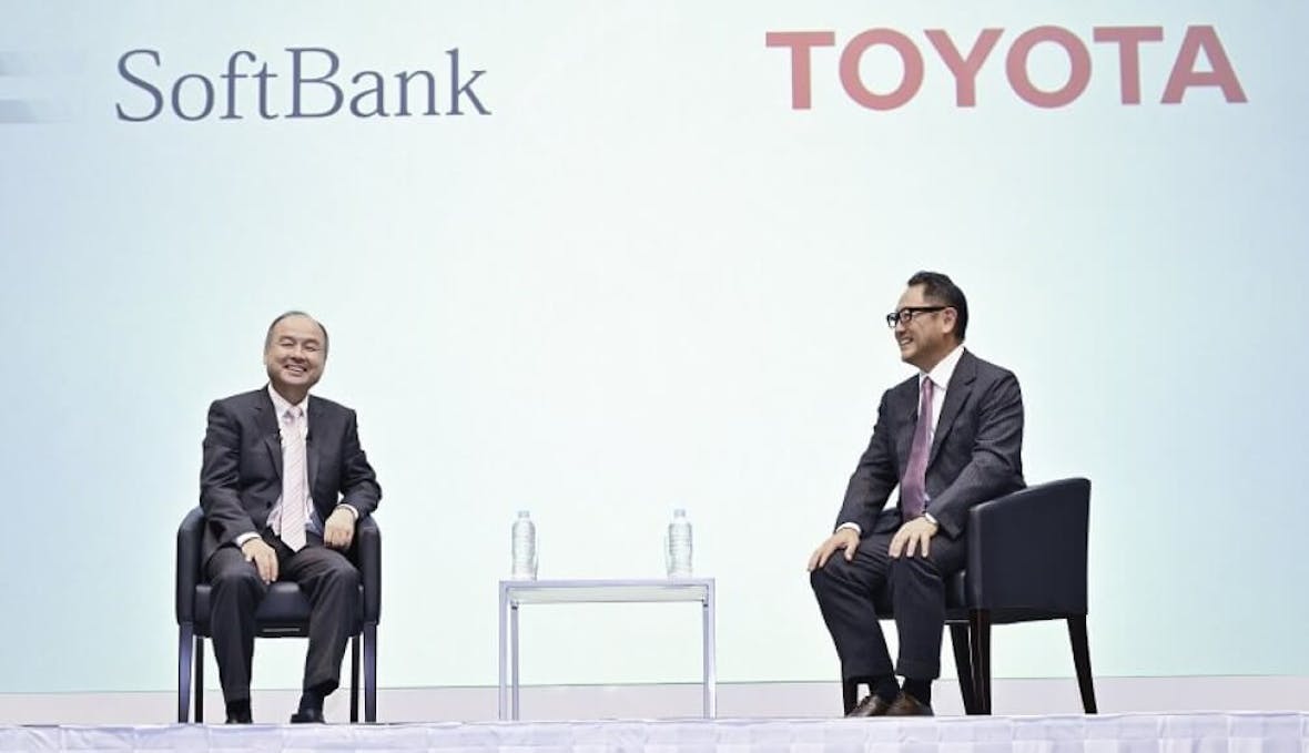 Toyota cooperates with Softbank, Honda with GM
