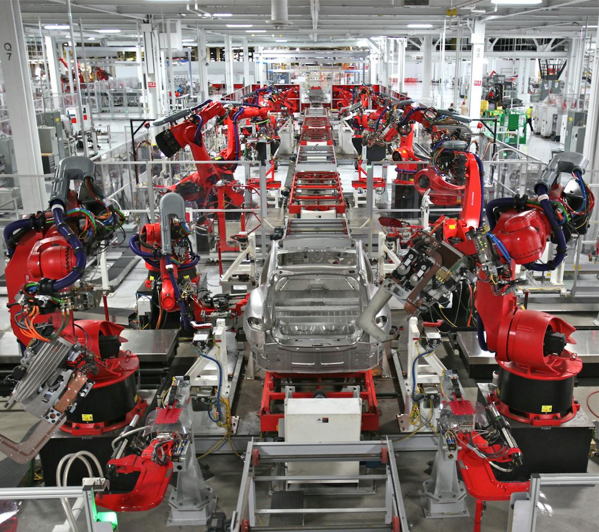 Model 3: Tesla hat die 100.000 erreicht
