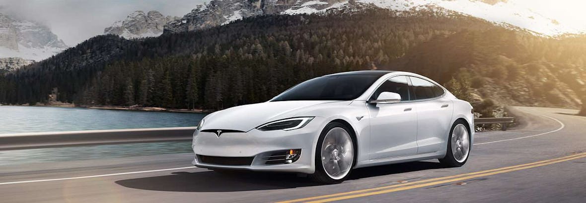 Taillight: Tesla's Model S is unreliable