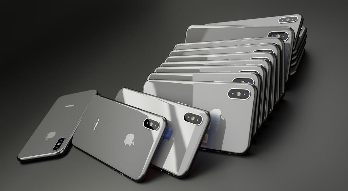 Qualcomm bans iPhone sales